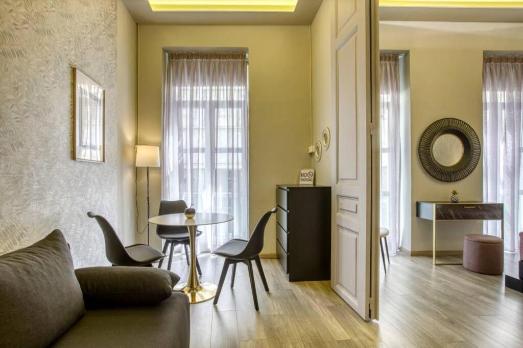 Apartmán Plaka Filotheis House B Atény Exteriér fotografie